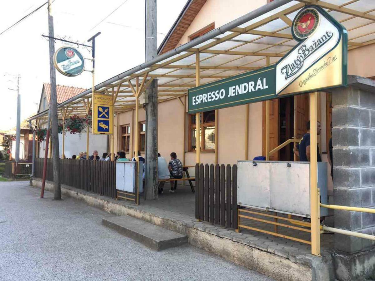 Penzion Jendrál Hrabušice Esterno foto